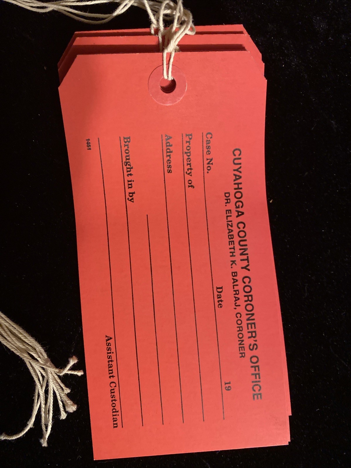10 VTG Cleveland Ohio Cuyahoga County Coroner Evidence Toe Tag Halloween Invites