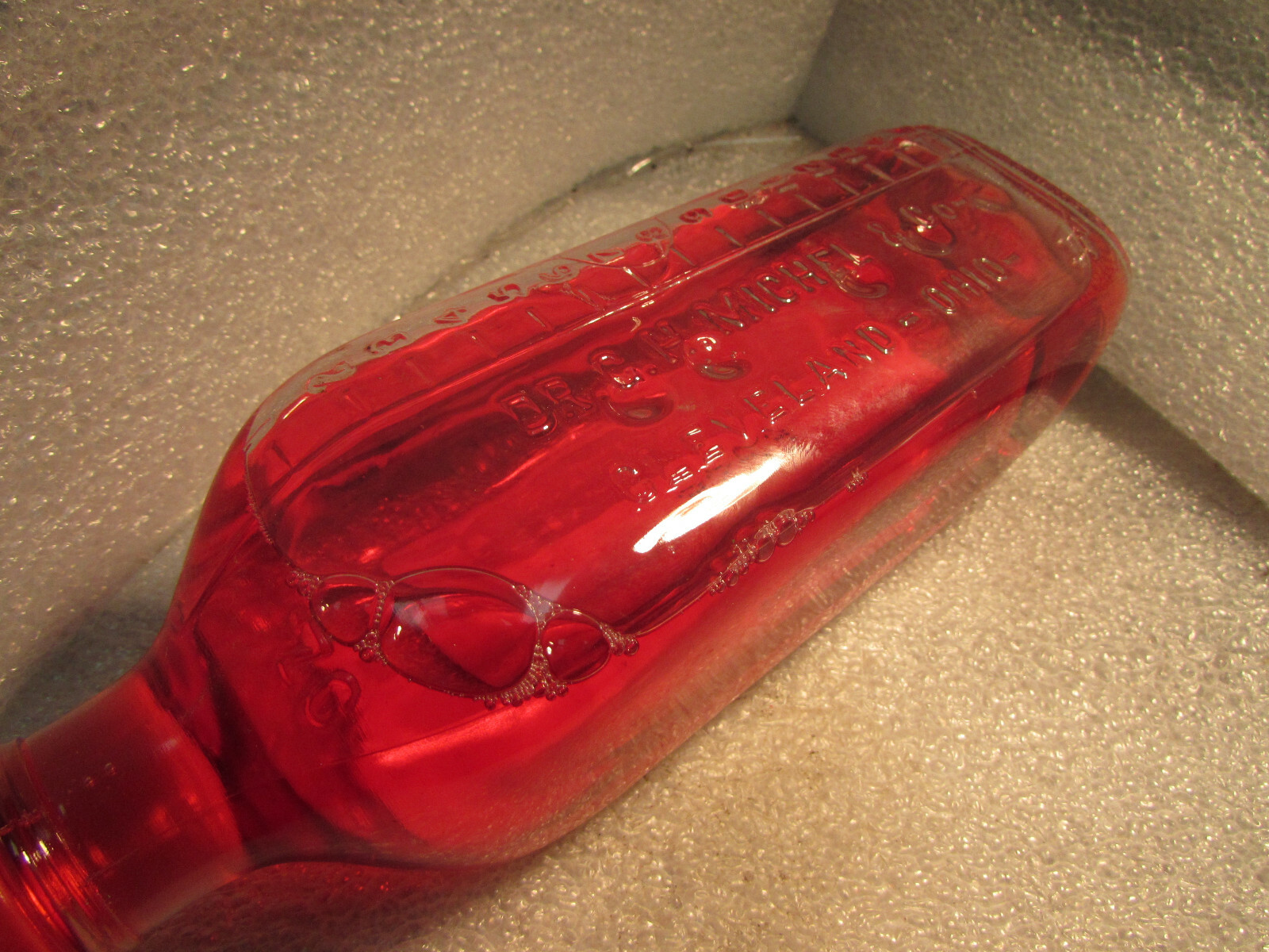 DR. G.H. Michel Regina fluid arterial embalming / embalming fluid bottle (St6003