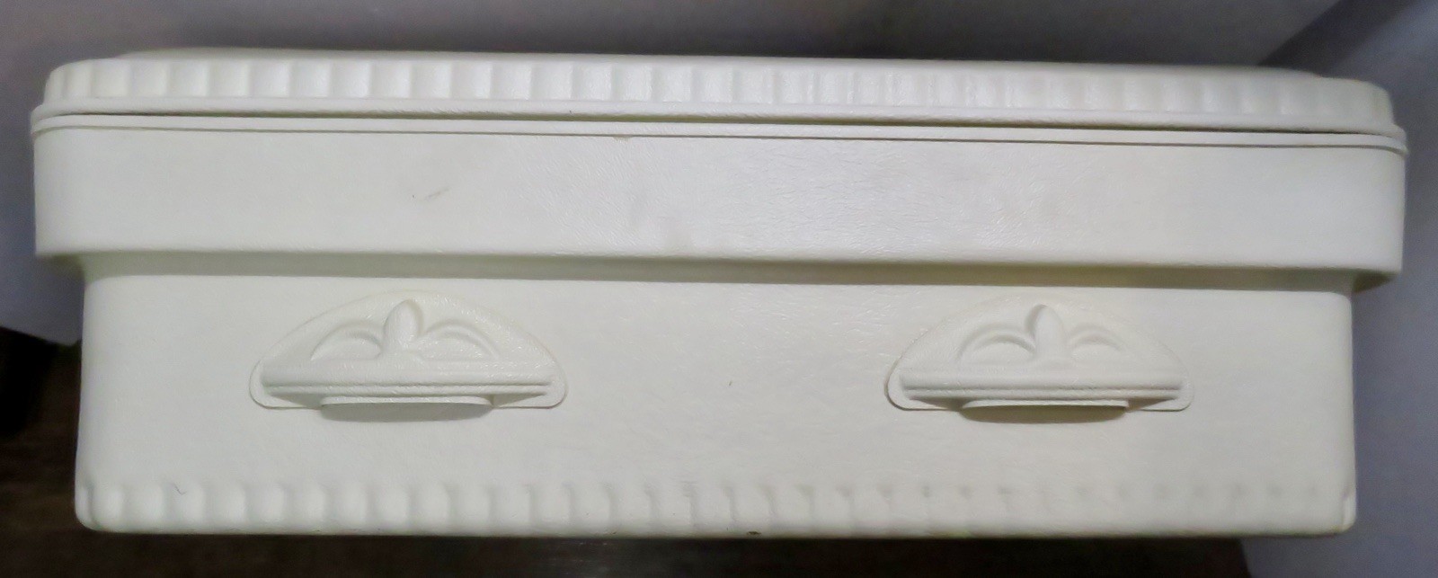 Child/Infant Wilbert Cherub Strentex Casket