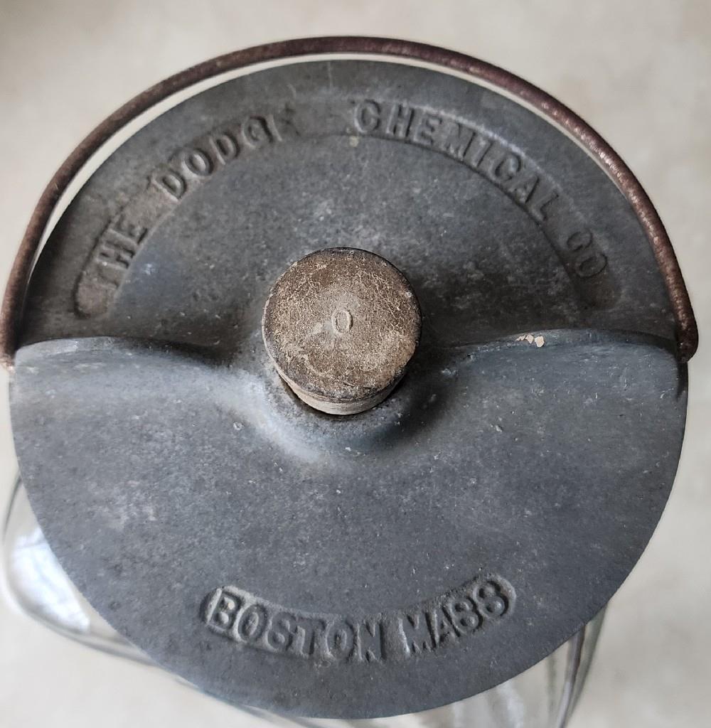 ANTIQUE DODGE CHEMICAL CO. BOSTON MA. 4 QT EMBALMING FLUID MORTICIAN GLASS JAR