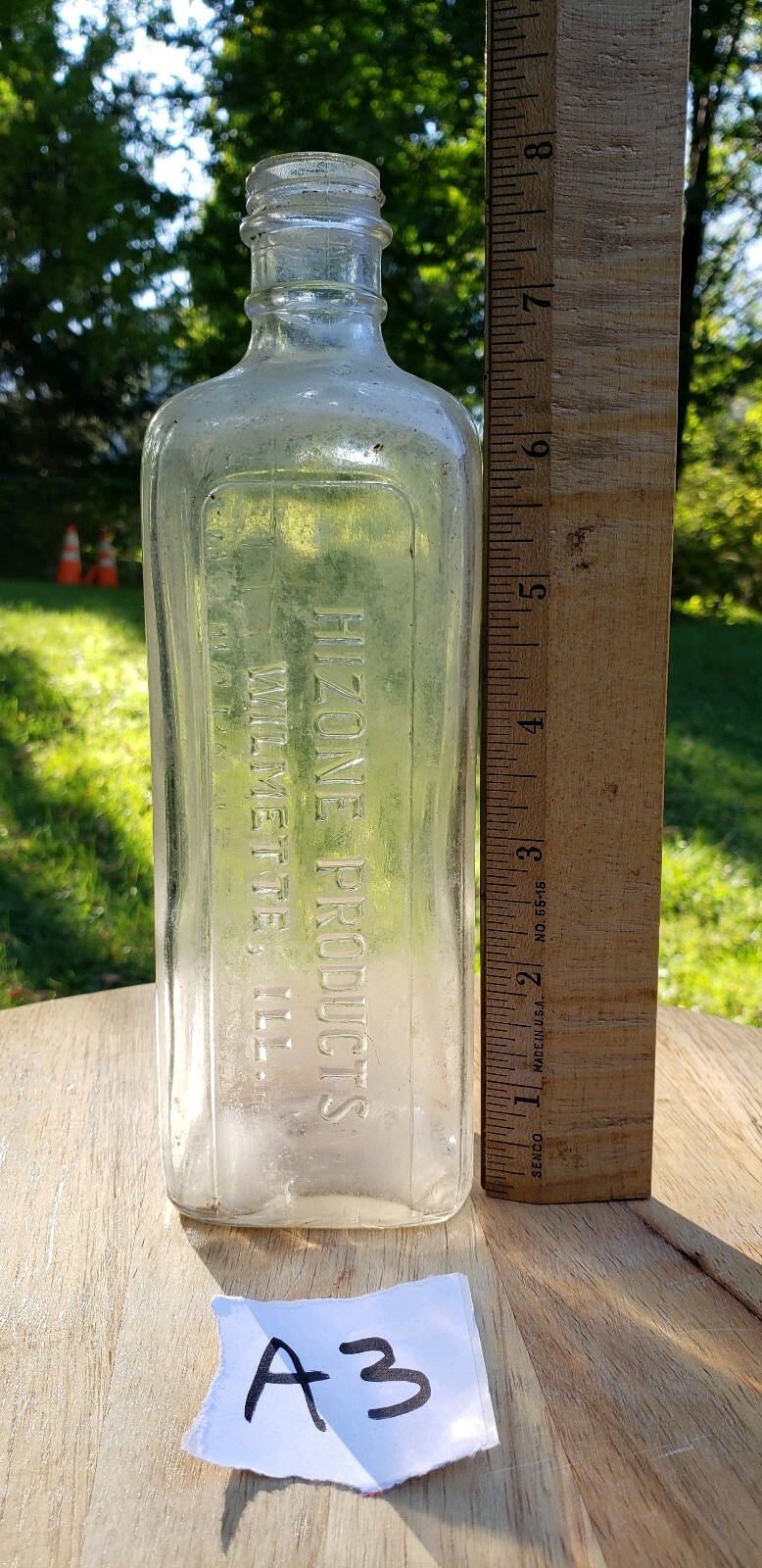 Vintage Hizone Embalming Fluid Bottle Sandow Cavity Fluid Wilmette ILL Poison