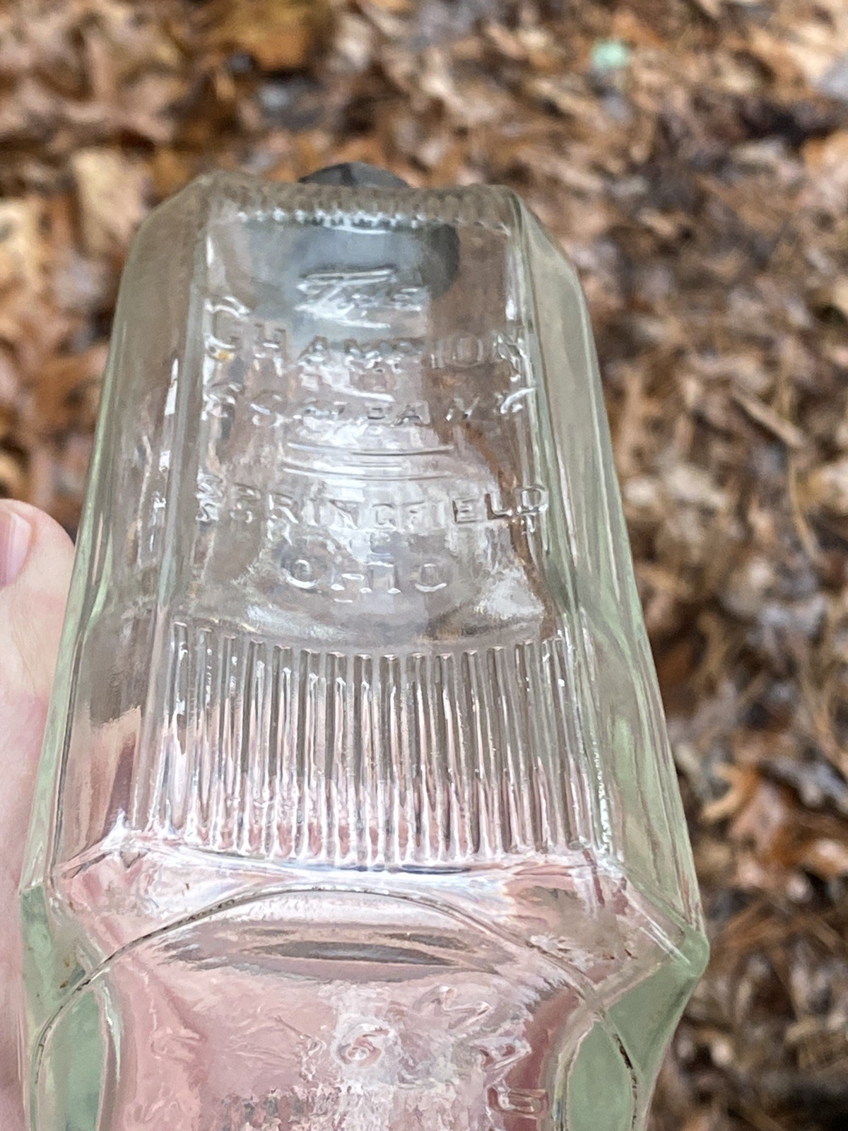VINTAGE ANTIQUE CHAMPION EMBALMING FLUID GLASS BOTTLE WITH LID SPRINGFIELD OHIO