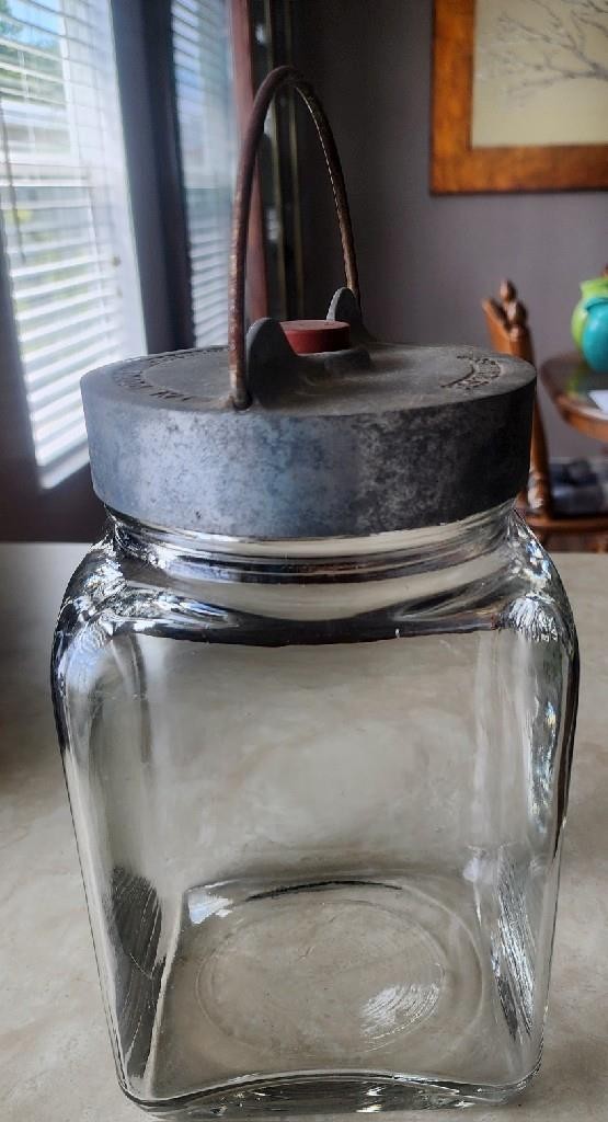 ANTIQUE DODGE CHEMICAL CO. BOSTON MA. 4 QT EMBALMING FLUID MORTICIAN GLASS JAR