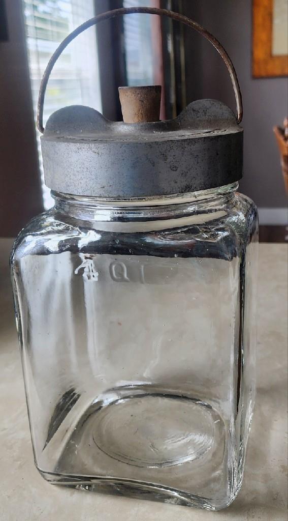 ANTIQUE DODGE CHEMICAL CO. BOSTON MA. 4 QT EMBALMING FLUID MORTICIAN GLASS JAR
